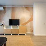 Spacious 104 B5 *