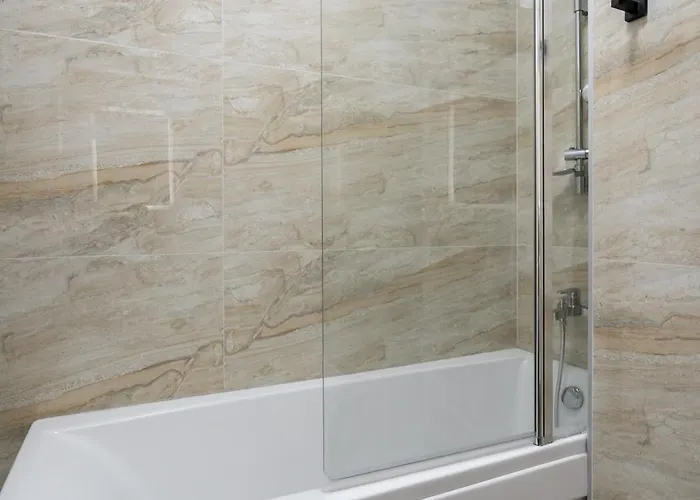 Апартаменти Spacious 104 B5 Бухарест