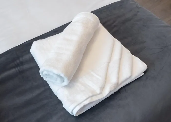 Spacious 104 B5 Bucureşti