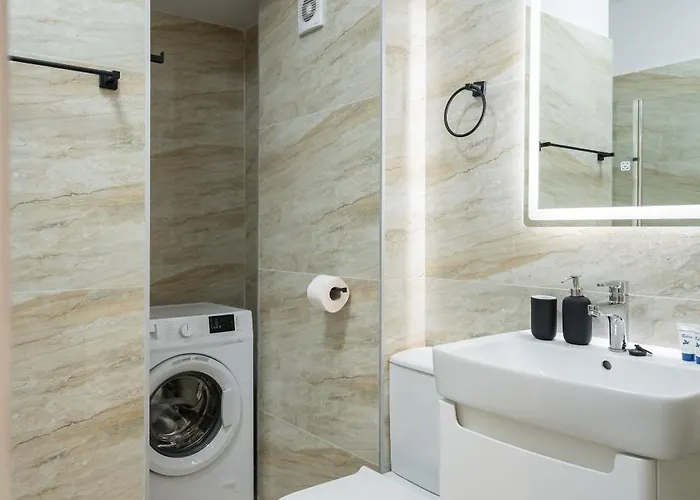 Spacious 104 B5 Apartment *
