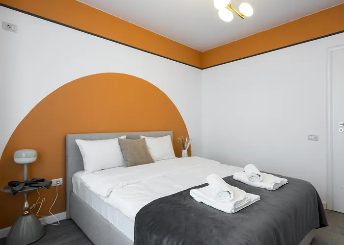 Spacious 104 B5 * Бухарест