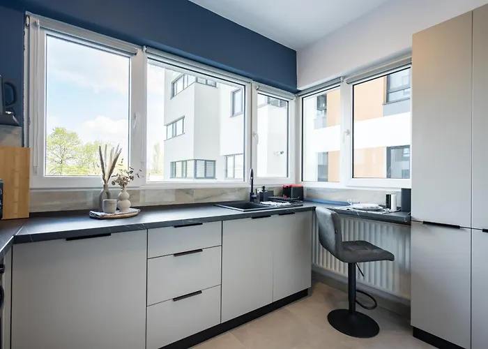 Spacious 104 B5 * Bucureşti